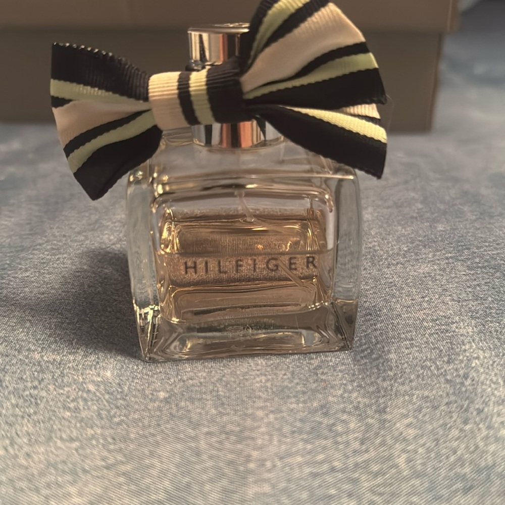 Tommy Hilfiger Woman eau de parfum spray 1.7